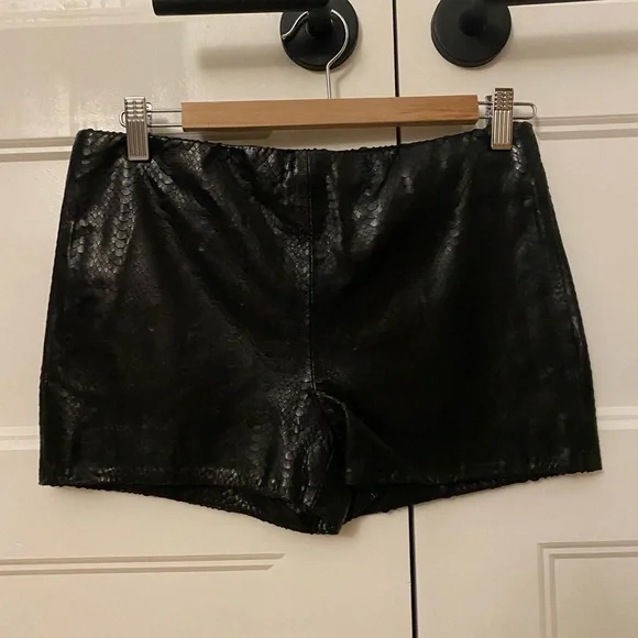 NWT J Brand Black Leather Shorts - Picture 2 of 13